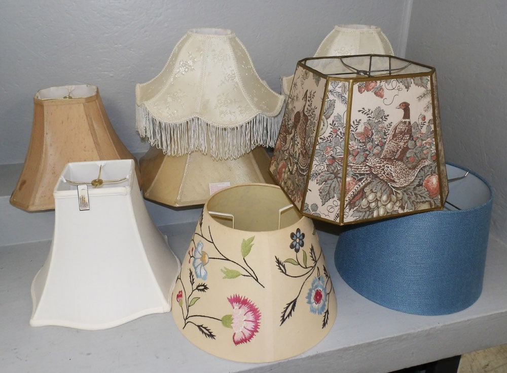 Lot Lamp Shades (1 of 5)