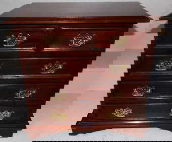 Diminutive Mahogany Two Over Three Drawer Chest