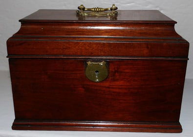 19th Century Mahogany Dresser Box with Lift Tray