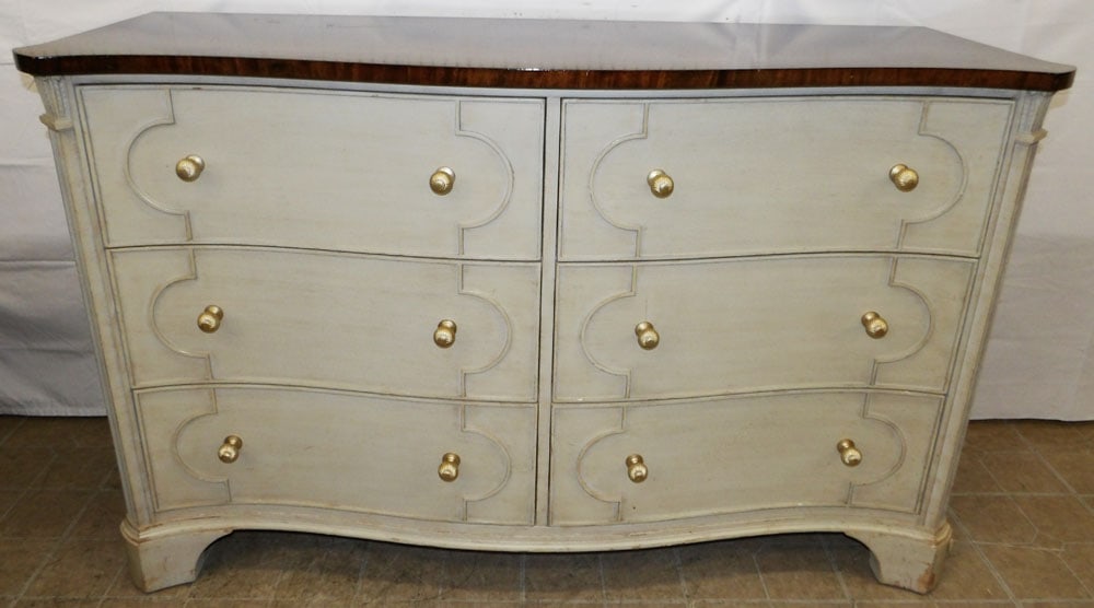 Mahogany Banded Top Six Drawer Chest By Stanley Furniture: Mahogany Banded Top Six Drawer Chest By Stanley Furniture. 38 1/4" H 61 1/2" W 21" D ALL DESCRIPTIONS AND ANY CONDITION STATEMENT GIVEN BY LANGSTON AUCTION GALLERY ARE STRICTLY OPINIONS AND LANGSTON'S