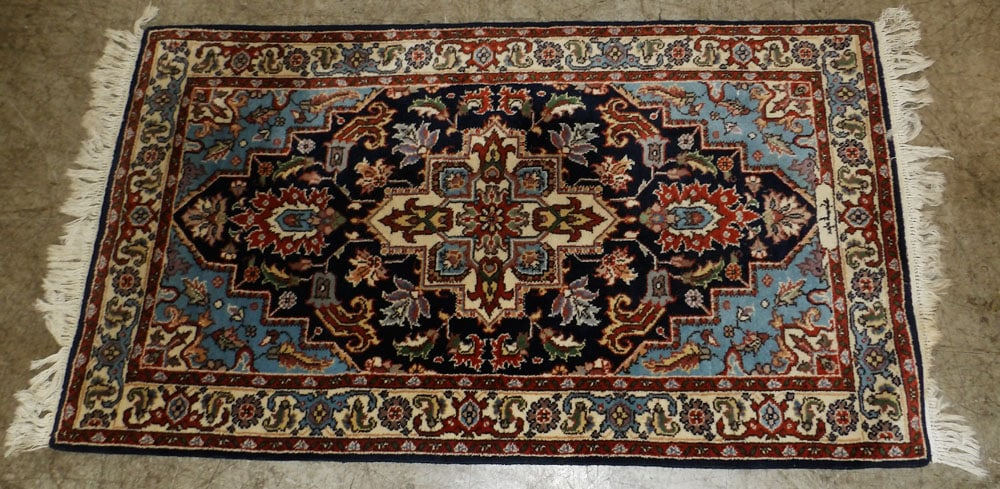 3' 0" X 5' 3" Hand Made Oriental Rug: 3' 0" X 5' 3" Hand Made Oriental Rug. ALL DESCRIPTIONS AND ANY CONDITION STATEMENT GIVEN BY LANGSTON AUCTION GALLERY ARE STRICTLY OPINIONS AND LANGSTON'S SHALL HAVE NO RESPONSIBILITY FOR ERRORS OR OMI
