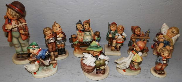 Lot Hummel Figurines