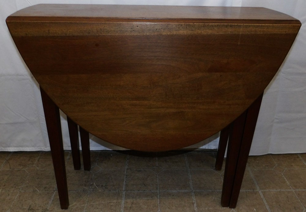 Antique Mahogany Drop Leaf Table (1 of 4)