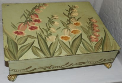 Tole Paint Decorated Foxglove Motif Lift Top Dresser Box with Paw Feet