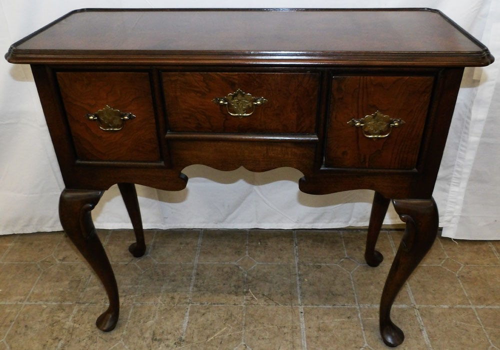 Burl Elm Wood Queen Anne Style Three Drawer Console by Hekman (1 of 8)