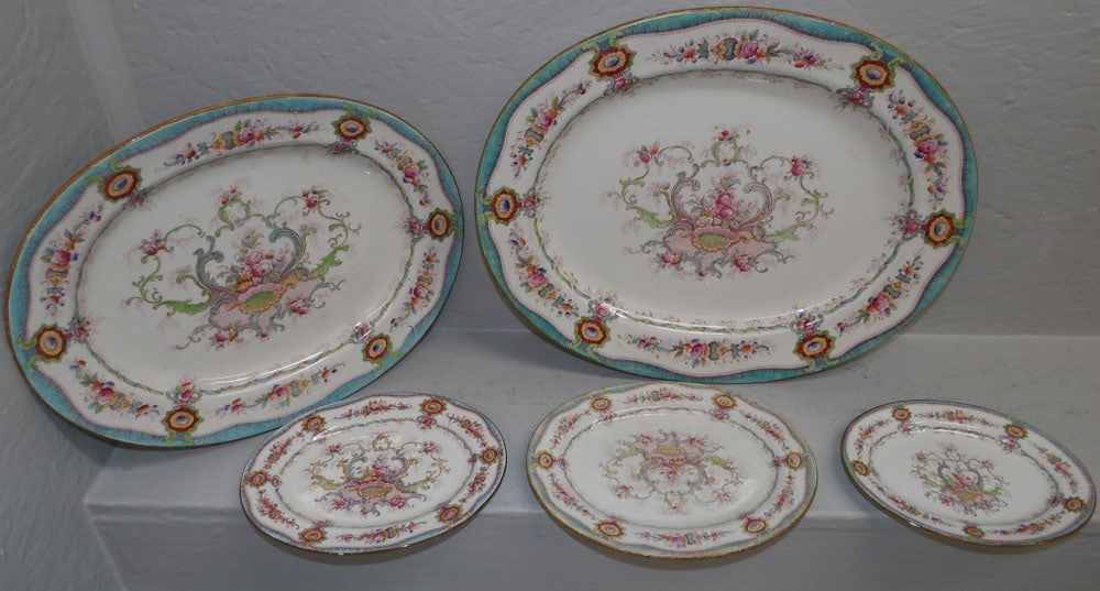 5 Antique English Cauldon Platters: 5 Antique English Cauldon Platters. Up to 17" x 14" ALL DESCRIPTIONS AND ANY CONDITION STATEMENT GIVEN BY LANGSTON AUCTION GALLERY ARE STRICTLY OPINIONS AND LANGSTON'S SHALL HAVE NO RESPONSIBILITY FOR