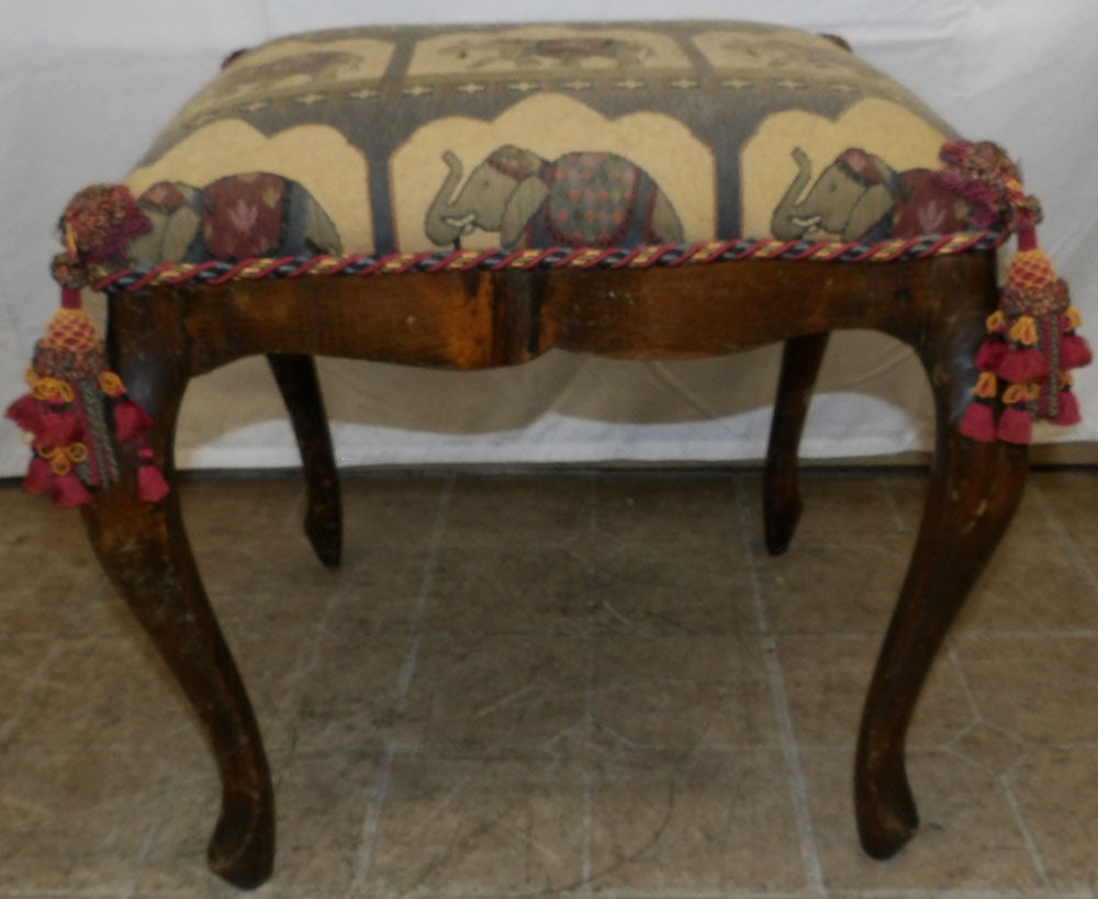 Pine Upholstered Top Bench (1 of 3)