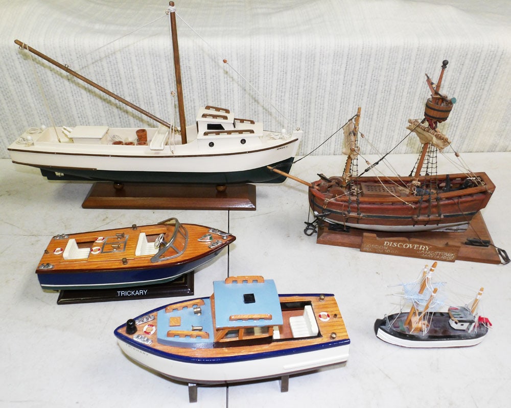 Lot Painted Wood Ship Models: Lot Painted Wood Ship Models. 12" H 18" W 12" D ALL DESCRIPTIONS AND ANY CONDITION STATEMENT GIVEN BY LANGSTON AUCTION GALLERY ARE STRICTLY OPINIONS AND LANGSTON'S SHALL HAVE NO RESPONSIBILITY FOR ERR