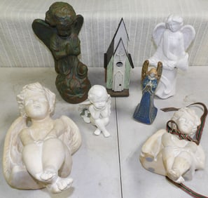 Lot Porcelain - Resin - Wood Decorative Items
