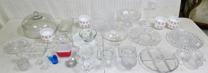 Lot Glass Items