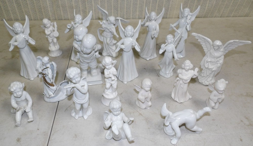 Lot Porcelain Angel Figurines: Lot Porcelain Angel Figurines. 6" H 2" W 2" D ALL DESCRIPTIONS AND ANY CONDITION STATEMENT GIVEN BY LANGSTON AUCTION GALLERY ARE STRICTLY OPINIONS AND LANGSTON'S SHALL HAVE NO RESPONSIBILITY FOR ERROR