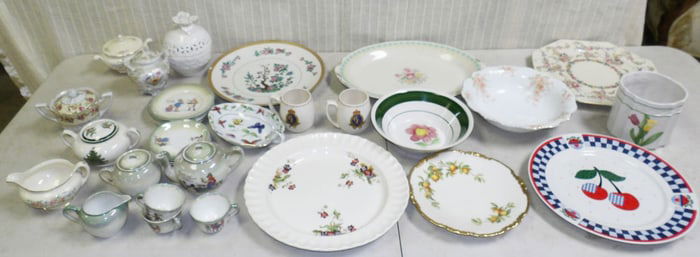 Lot Porcelain Items