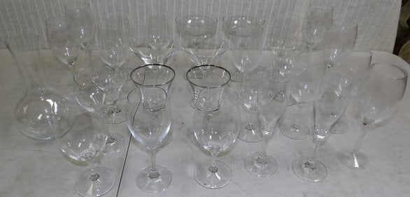 Lot Glass Stemware