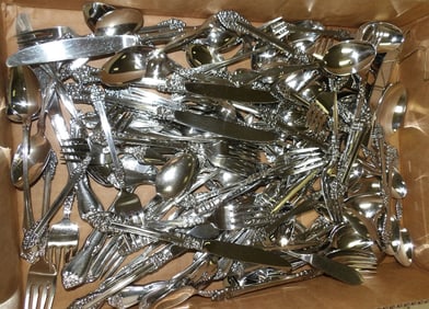 Lot Oneida Stainless Steel Flatware