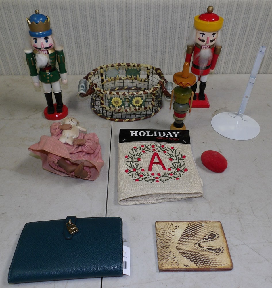 Lot Wooden Nutcrackers & Misc. Items (1 of 4)