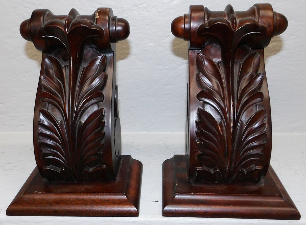 Pair Carved Mahogany Wall Brackets (1 of 7)