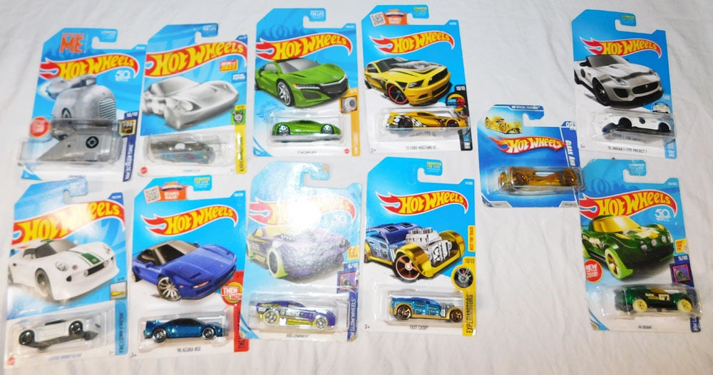 Lot Hot Wheels (1 of 4)