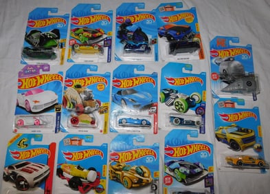 Lot Hot Wheels