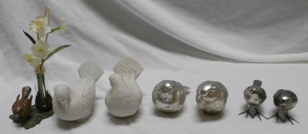 Lot Porcelain & Resin Bird Figurines (1 of 3)