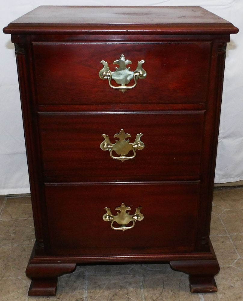 Mahogany Three Drawer Night Stand By Morganton (1 of 6)