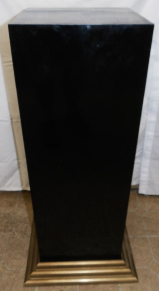 Modern Pedestal (1 of 3)