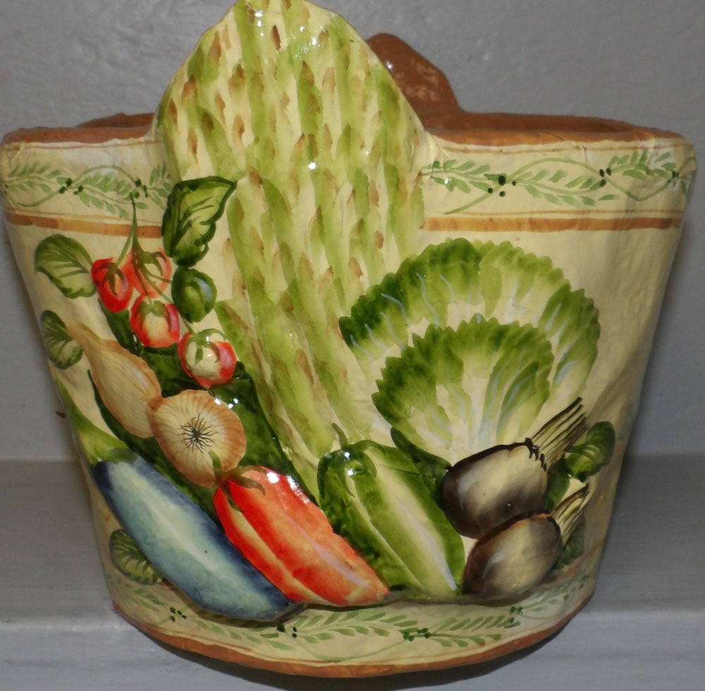 Painted Paper Mache Basket (1 of 3)