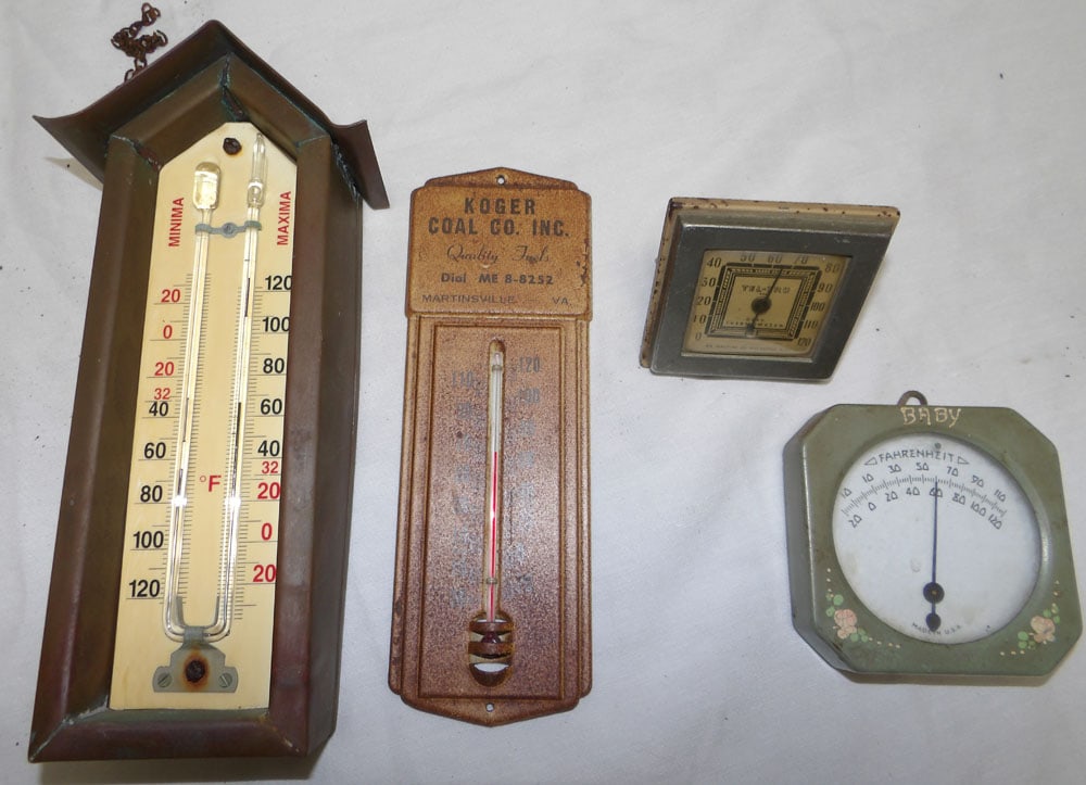 Lot Vintage Thermometers: Lot Vintage Thermometers. 9" H 4" W 2" D ALL DESCRIPTIONS AND ANY CONDITION STATEMENT GIVEN BY LANGSTON AUCTION GALLERY ARE STRICTLY OPINIONS AND LANGSTON'S SHALL HAVE NO RESPONSIBILITY FOR ERRORS OR 