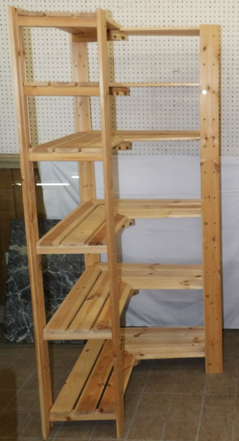 Pine Corner Shelf (1 of 4)