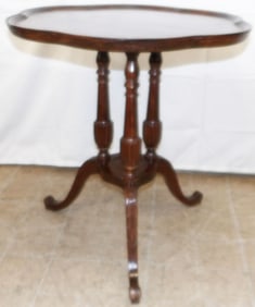 Mahogany Pie Crust Top Tea Table By Mersman