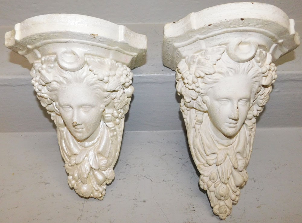 Pair Ceramic Wall Brackets (1 of 3)