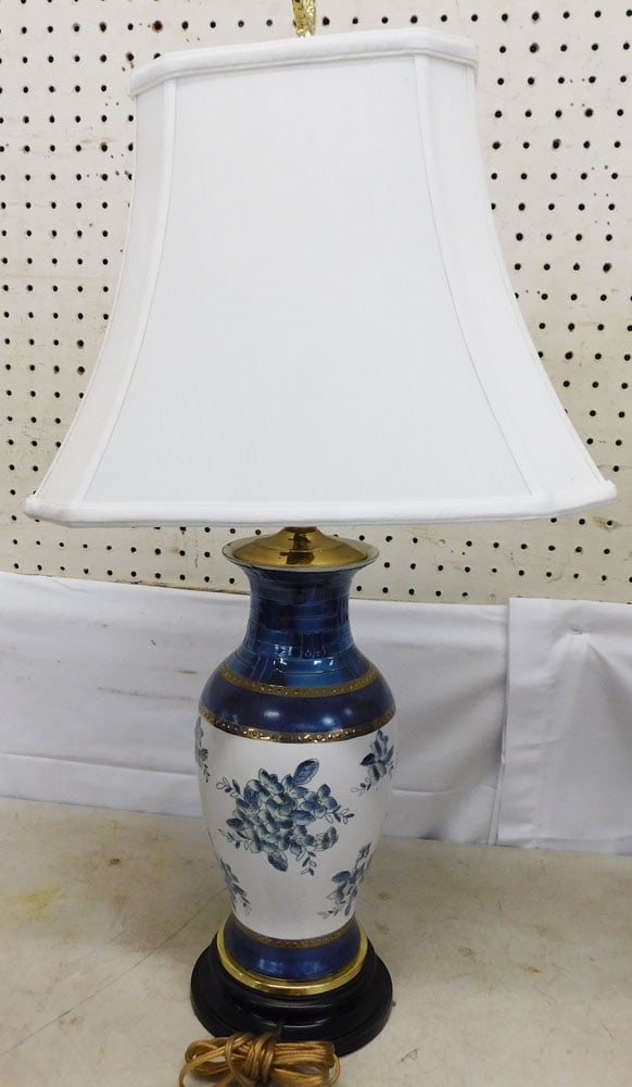 Hand Painted Porcelain Vase Made Into Lamp (1 of 3)