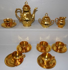 Gilded Painted Porcelain Tea Set