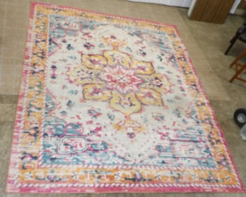 8' 0" X 10' 0" Machine Made Rug