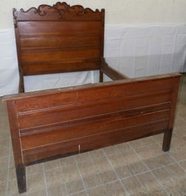 Antique Oak Full Size Bed With Rails