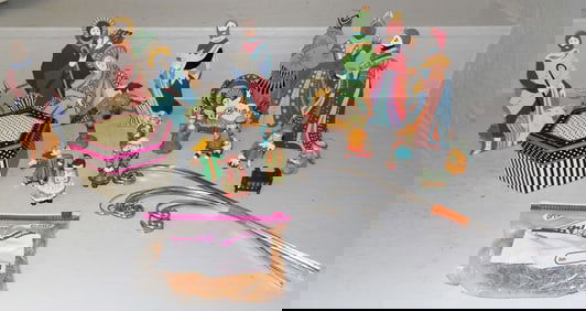 Lot Nativity Scene Figures & Wood Panels