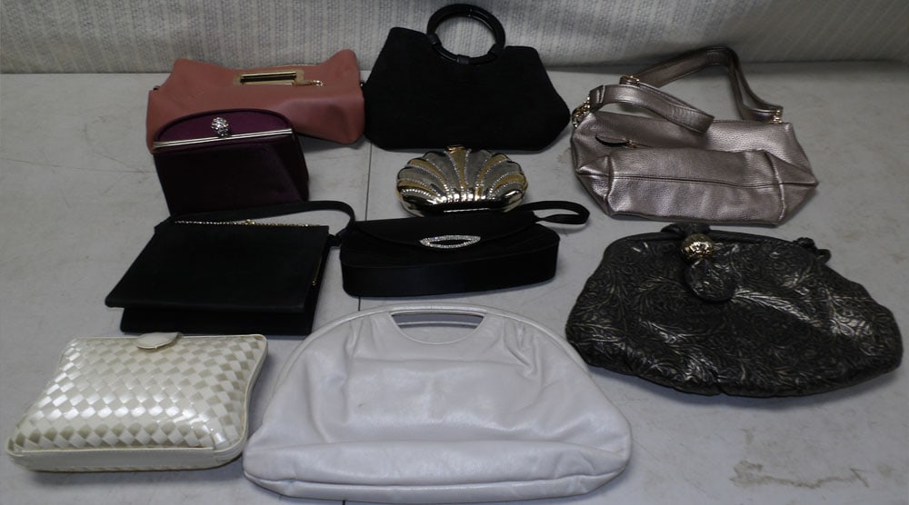 Lot Ladies Purses: Lot Ladies Purses. 11 1/2" W ALL DESCRIPTIONS AND ANY CONDITION STATEMENT GIVEN BY LANGSTON AUCTION GALLERY ARE STRICTLY OPINIONS AND LANGSTON'S SHALL HAVE NO RESPONSIBILITY FOR ERRORS OR OMISSIONS. T