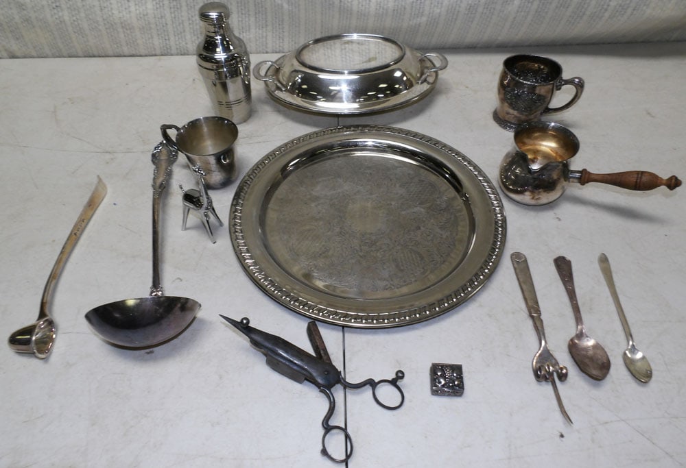 Lot Silver Plate Items (1 of 4)