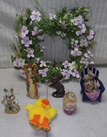 Lot Decorative Items