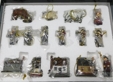 Lang & Wise Williamsburg Ornaments