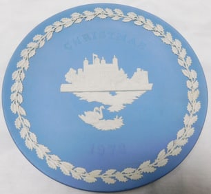 1973 Wedgwood Christmas Plate