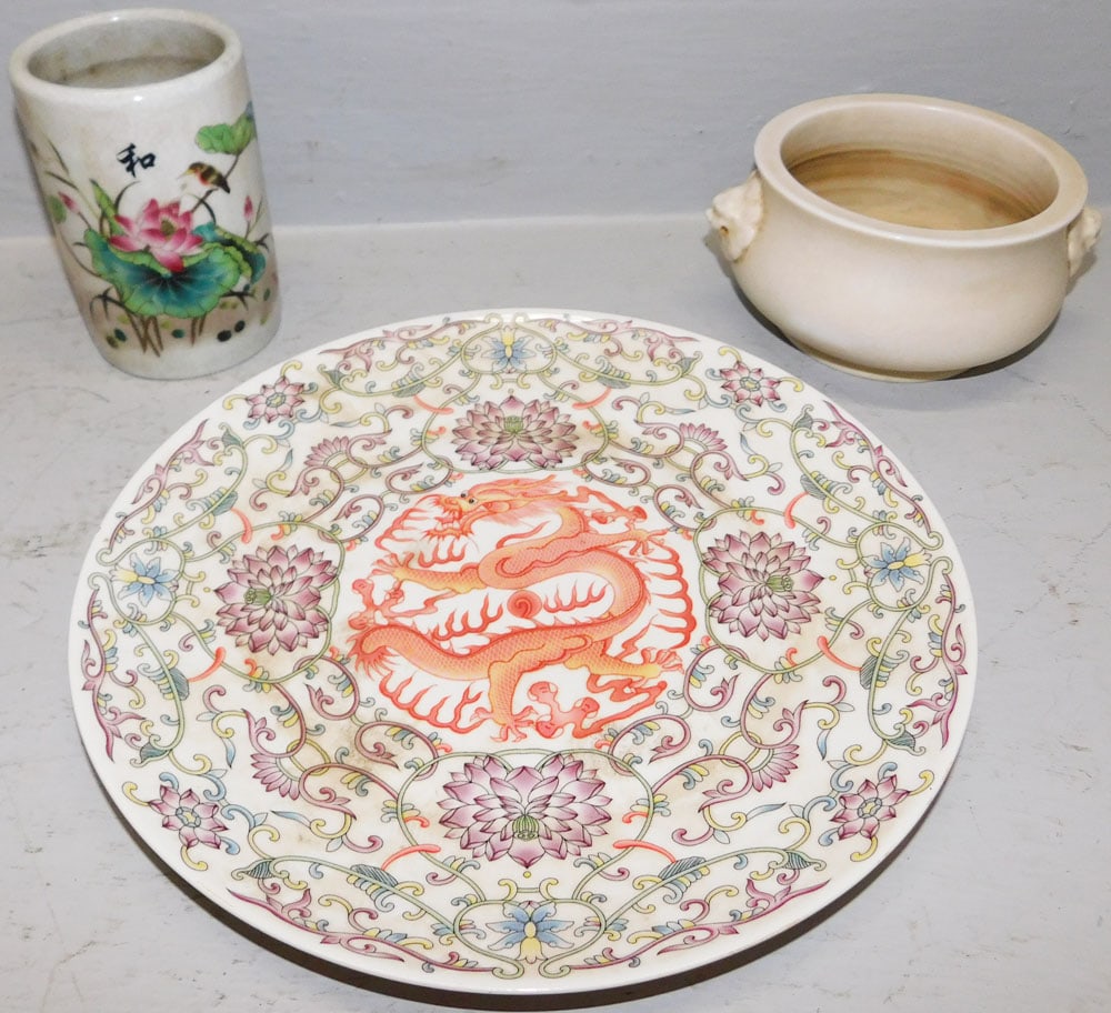 Chinese Porcelain Jardinière, Porcelain Vase, & Charger: Chinese Porcelain Jardinière, Porcelain Vase, & Charger. Up to 10 1/2" Dia. ALL DESCRIPTIONS AND ANY CONDITION STATEMENT GIVEN BY LANGSTON AUCTION GALLERY ARE STRICTLY OPINIONS AND LANGSTON'S SHA