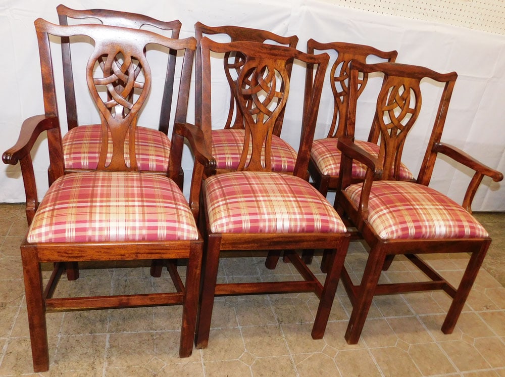 Set Six Mahogany Chippendale Style Dining Chairs : Set Six Mahogany Chippendale Style Dining Chairs . 37 1/4" H 21 1/4" W 19" D ALL DESCRIPTIONS AND ANY CONDITION STATEMENT GIVEN BY LANGSTON AUCTION GALLERY ARE STRICTLY OPINIONS AND LANGSTON'S SHALL H