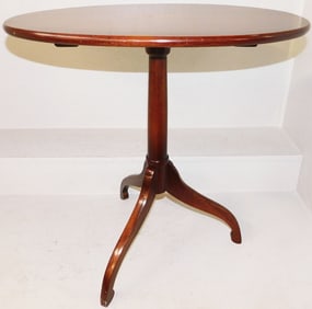 Mahogany Eagle Inlaid Tilt Top Oval Stand