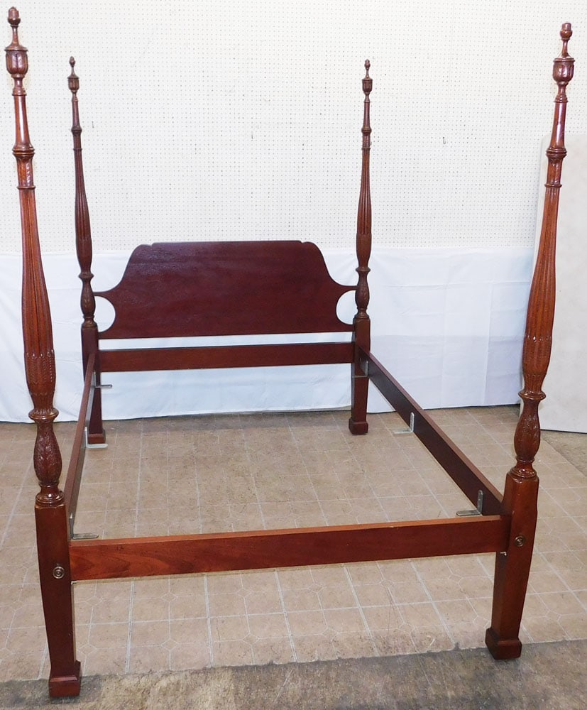 Mahogany Rice Carved Four Post Queen Size Bed with Bolts & Rails (1 of 7)