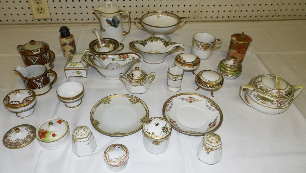 Lot Hand Painted Porcelain Items - Some Nippon (1 of 5)