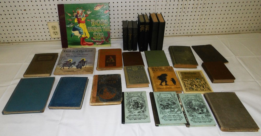 Lot Vintage Children's Books: Lot Vintage Children's Books. 10 1/2" X 12" "ALL DESCRIPTIONS AND ANY CONDITION STATEMENT GIVEN BY LANGSTON AUCTION GALLERY ARE STRICTLY OPINIONS AND LANGSTON'S SHALL HAVE NO RESPONSIBILITY FOR ERRORS