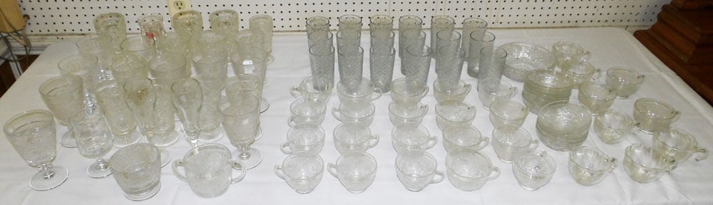 Lot Pressed Glass Items (1 of 5)