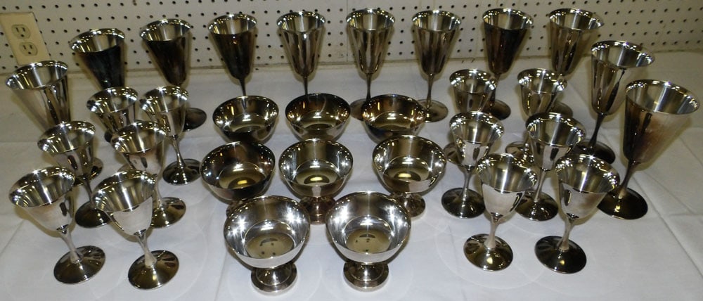 Lot Silver Plate Goblets (1 of 7)