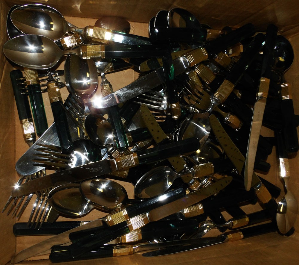 Lot Mikasa Flatware With Lucite Handles Laslo: Lot Mikasa Flatware With Lucite Handles Laslo. 11" Long "ALL DESCRIPTIONS AND ANY CONDITION STATEMENT GIVEN BY LANGSTON AUCTION GALLERY ARE STRICTLY OPINIONS AND LANGSTON'S SHALL HAVE NO RESPONSIBILIT