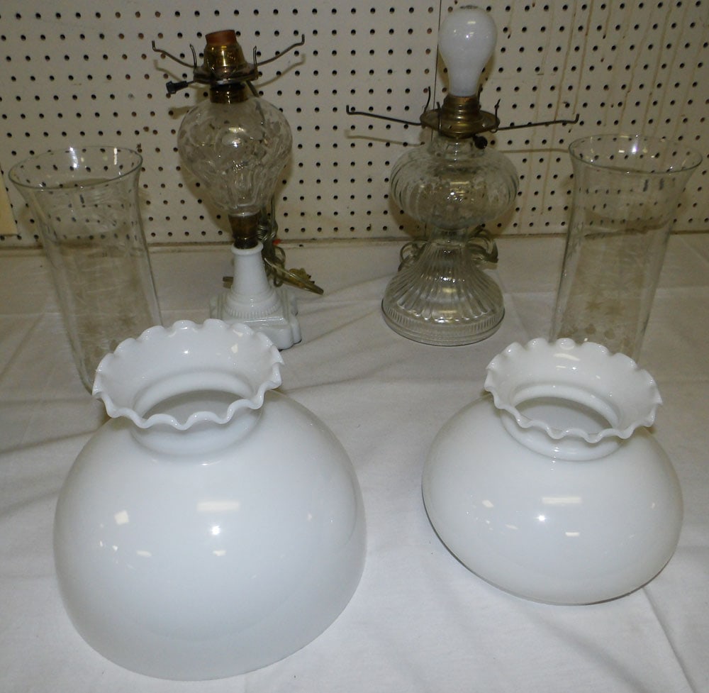 Lot Oil Lamps - Lamp Shades (1 of 3)